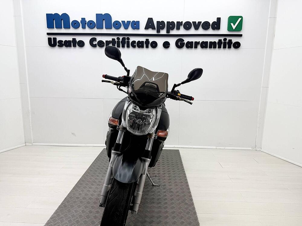 Suzuki GSR 600 (2006 - 11) (2)