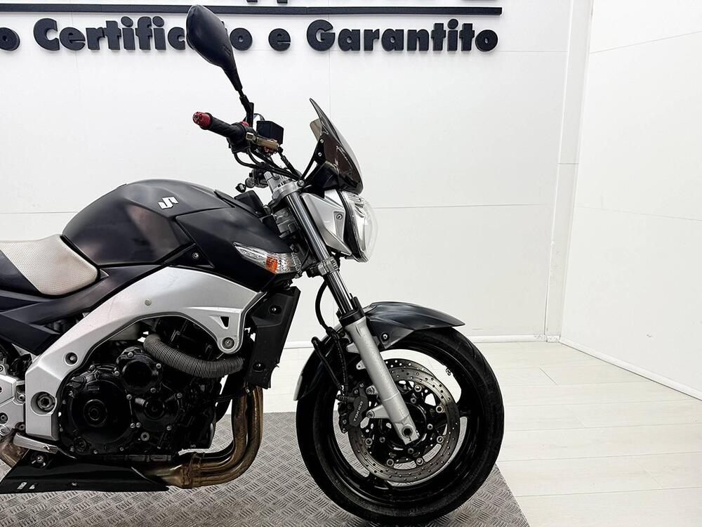 Suzuki GSR 600 (2006 - 11) (8)