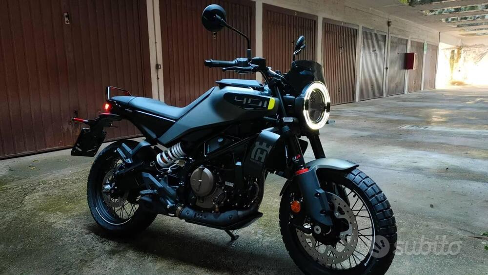 Husqvarna Svartpilen 401 (2024 - 25)