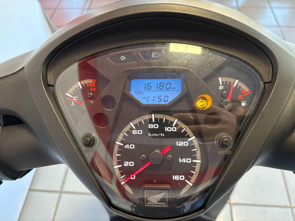 Honda SH 150 i ABS (2013 - 16) (3)