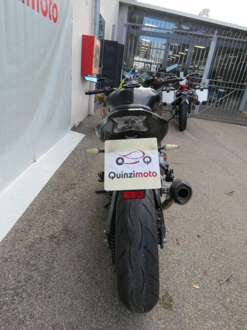 Kawasaki Z 900 (2017 - 18) (4)