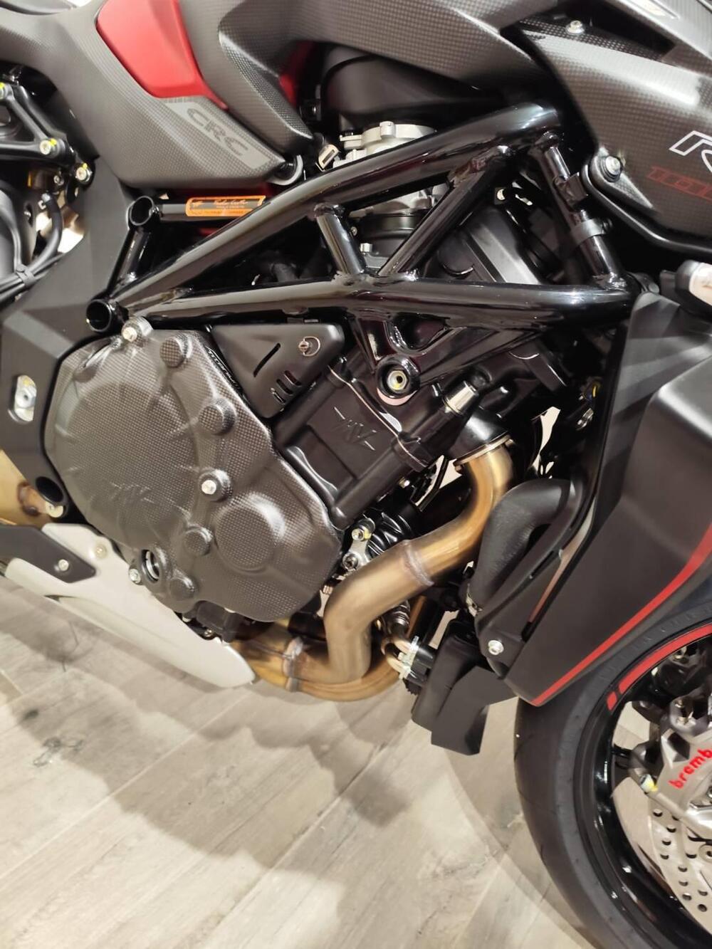 MV Agusta Brutale 1000 RR (2021 - 25) (20)