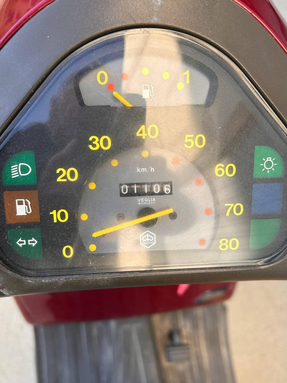 Piaggio Vespa 50 HP (4)