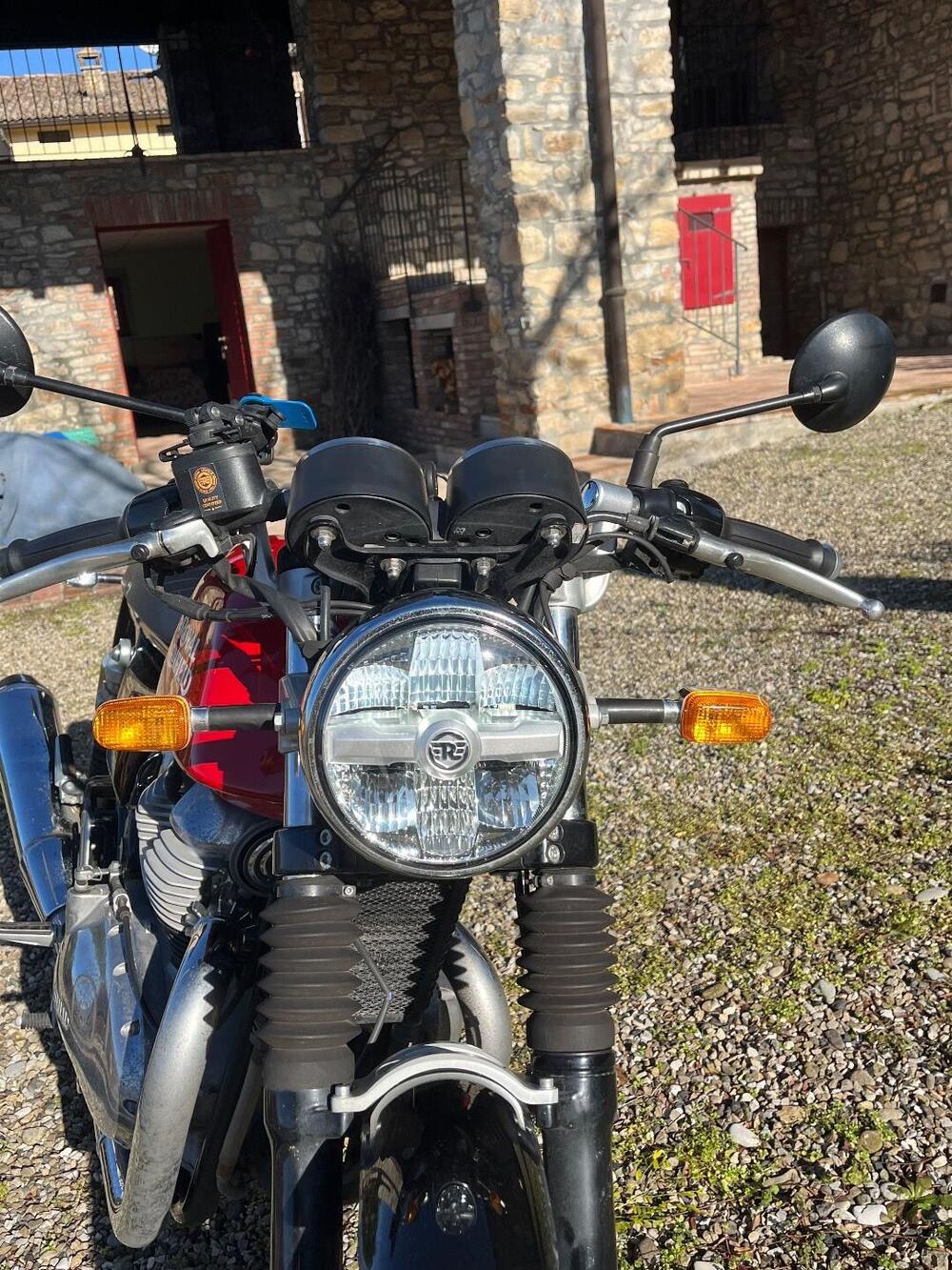 Royal Enfield Continental GT 650 Chrome (2020) (4)
