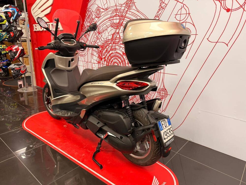 Piaggio Beverly 400 ABS-ASR (2021 - 24) (7)