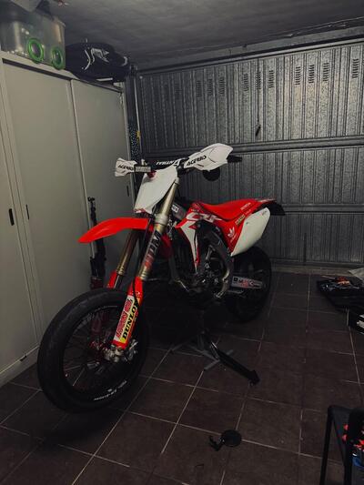 Honda CRF 450 R (2017) usata