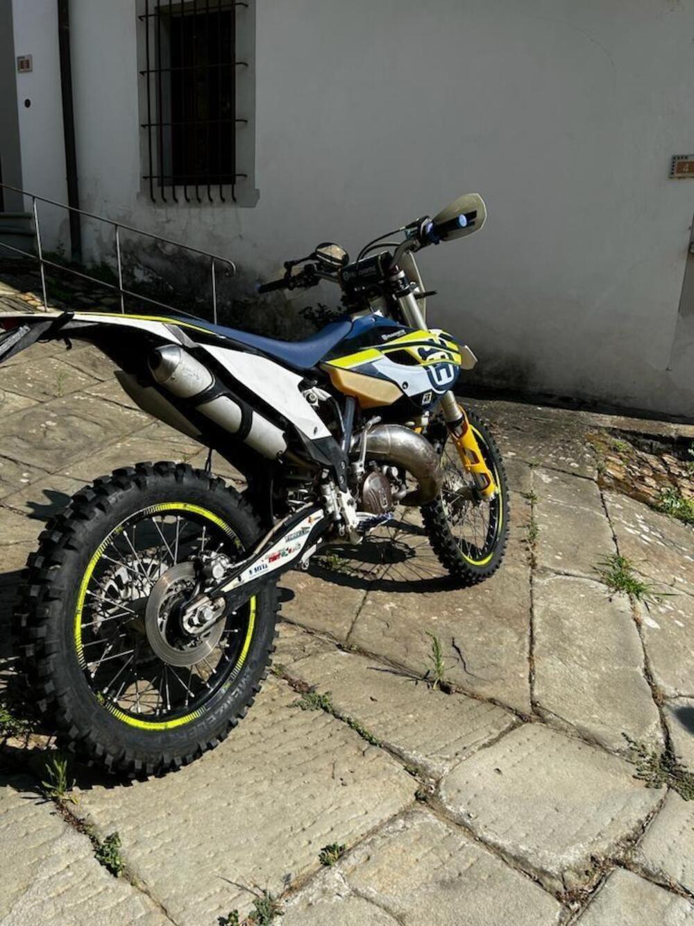 Husqvarna TE 125 (2015) (2)