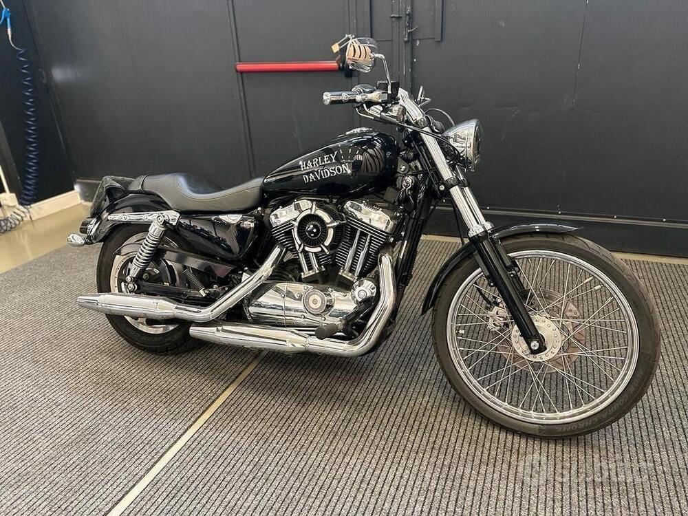 Harley-Davidson 1200 Custom (2001 - 03) - XL 1200C (5)