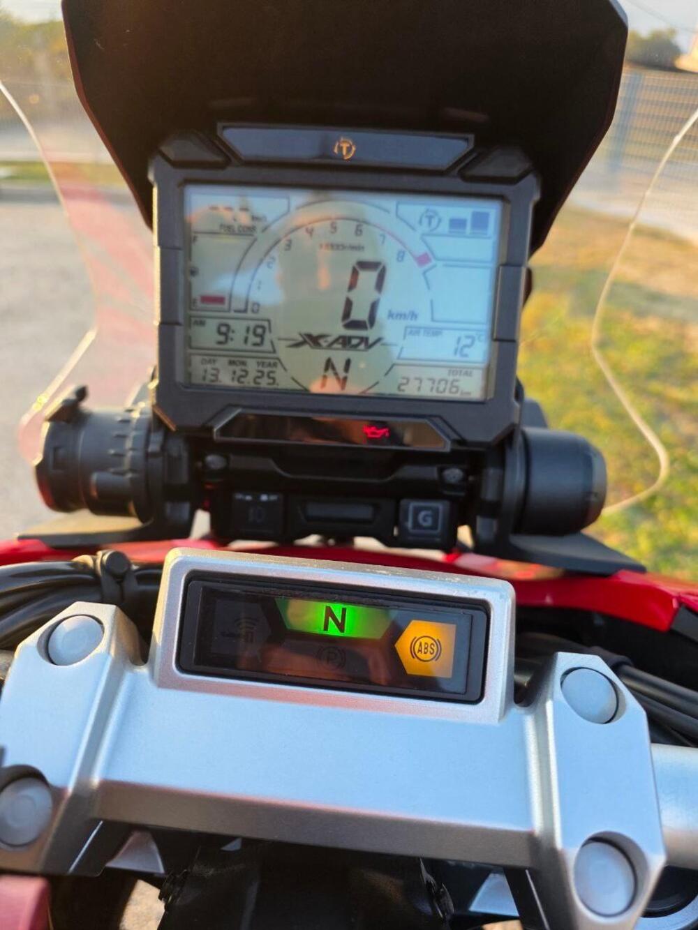 Honda X-ADV 750 (2018 - 20) (2)