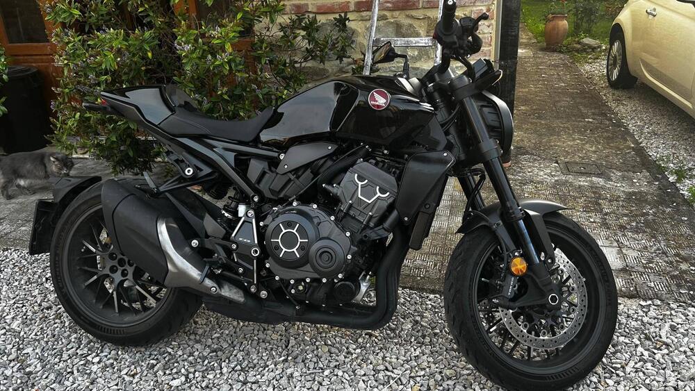 Honda CB 1000 R Black Edition (2021 - 25) (6)