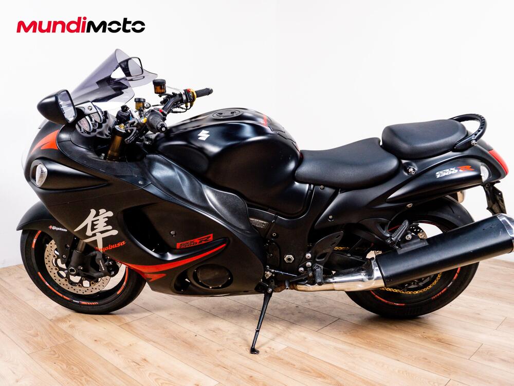 Suzuki GSX 1300 R Hayabusa (2025) (5)