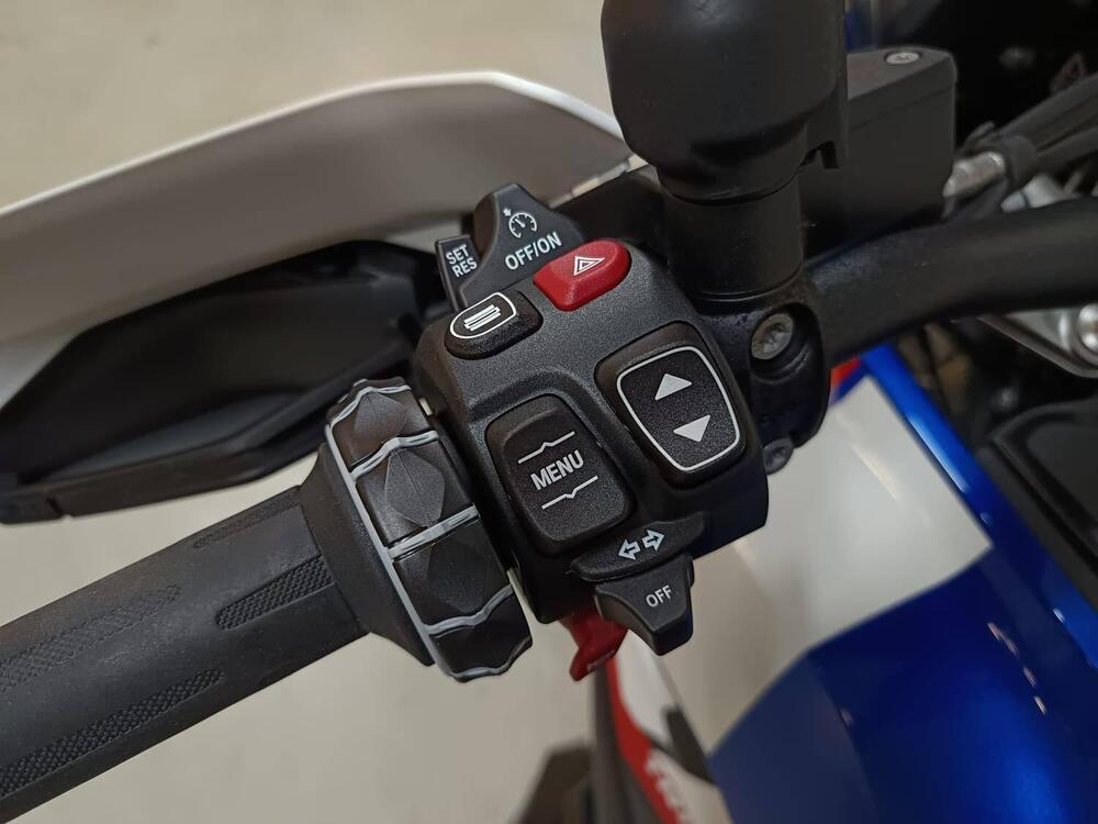 Bmw R 1300 GS (2023 - 25) (7)