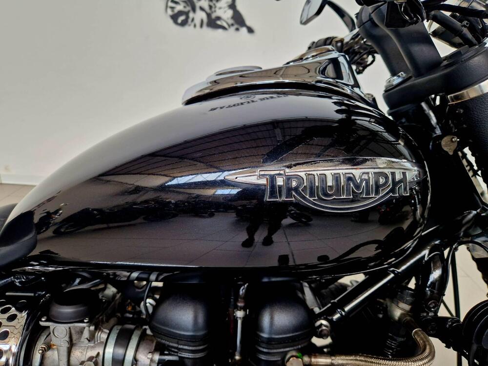 Triumph Speedmaster 865 (2005 - 10) (7)