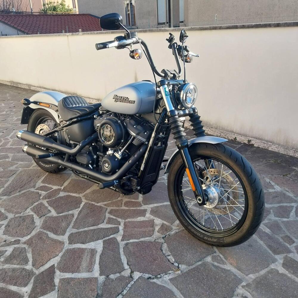 Harley-Davidson 107 Street Bob (2018 - 20) - FXBB (13)