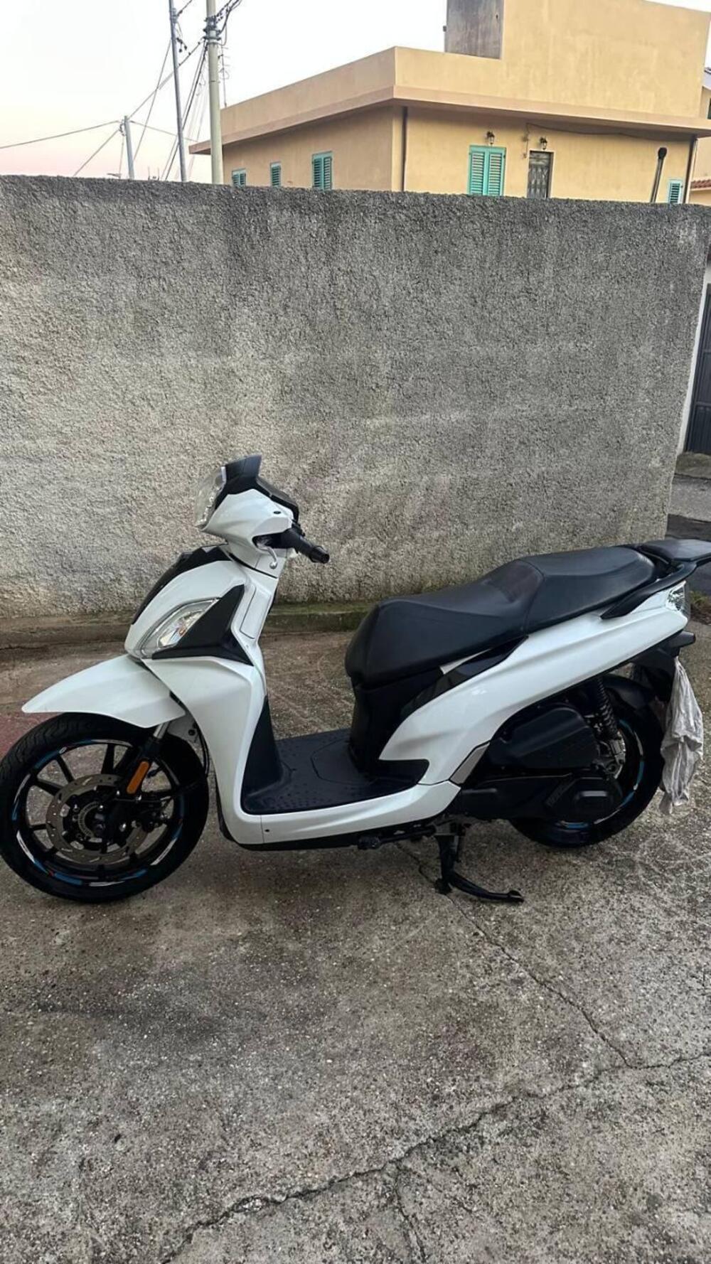 Sym Symphony 125 ST (2021 - 24) (2)