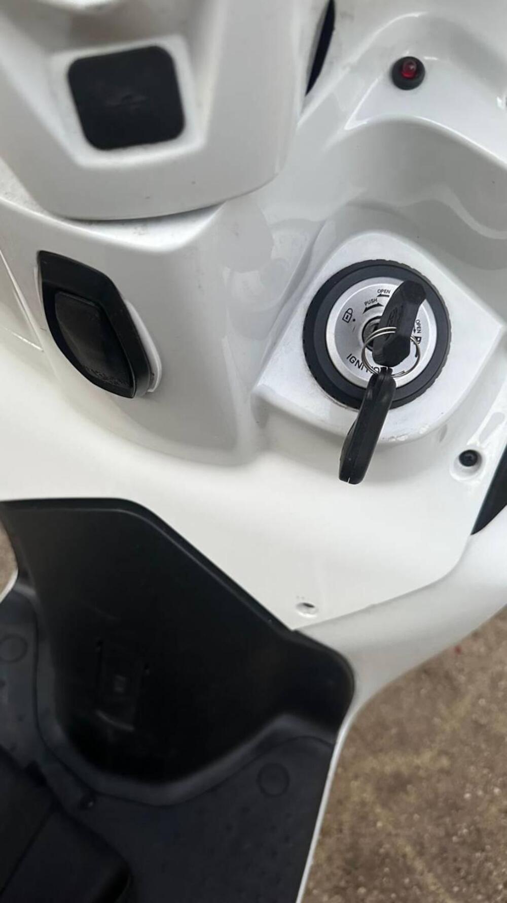 Sym Symphony 125 ST (2021 - 24) (9)