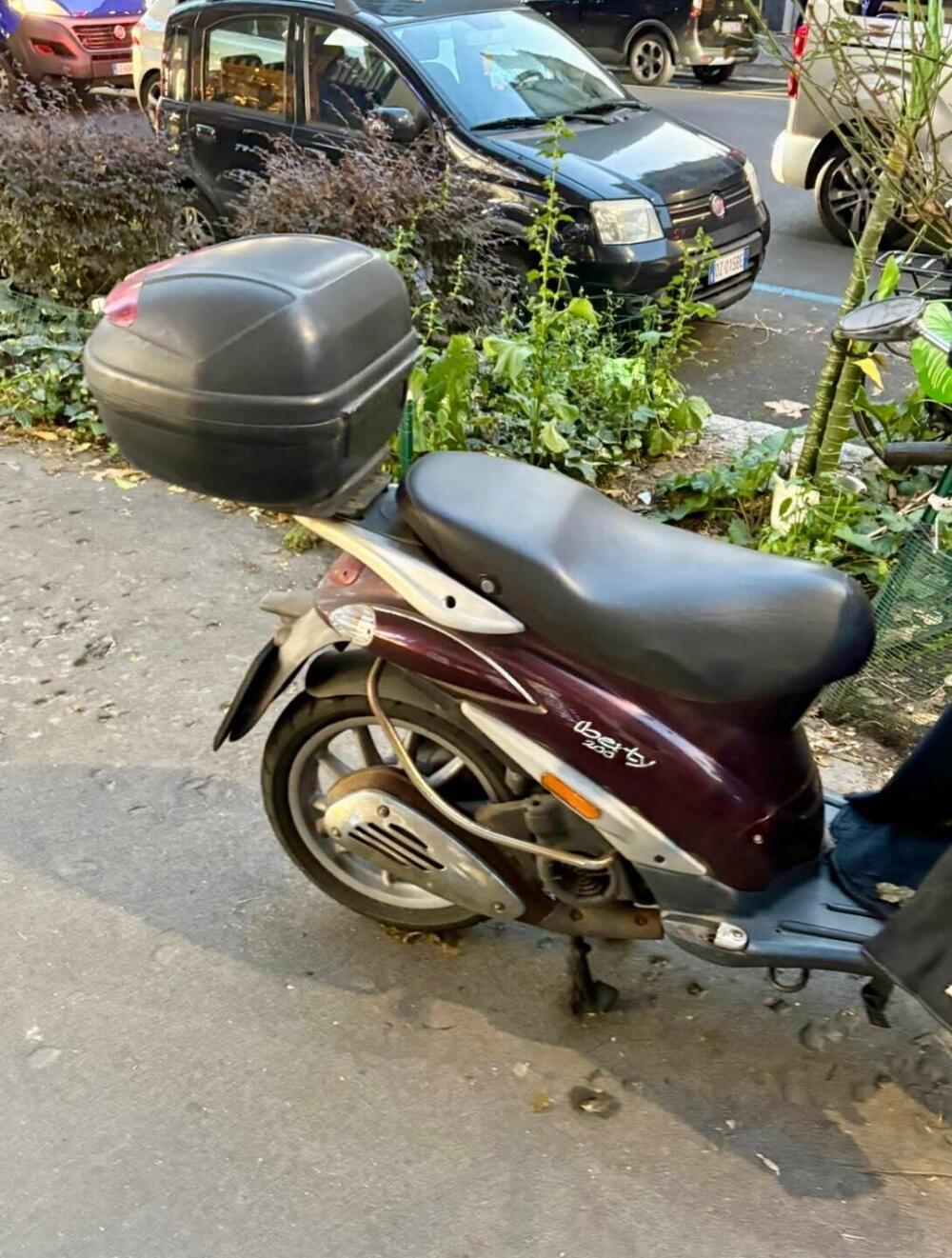 Piaggio Liberty 200 4T  (2)