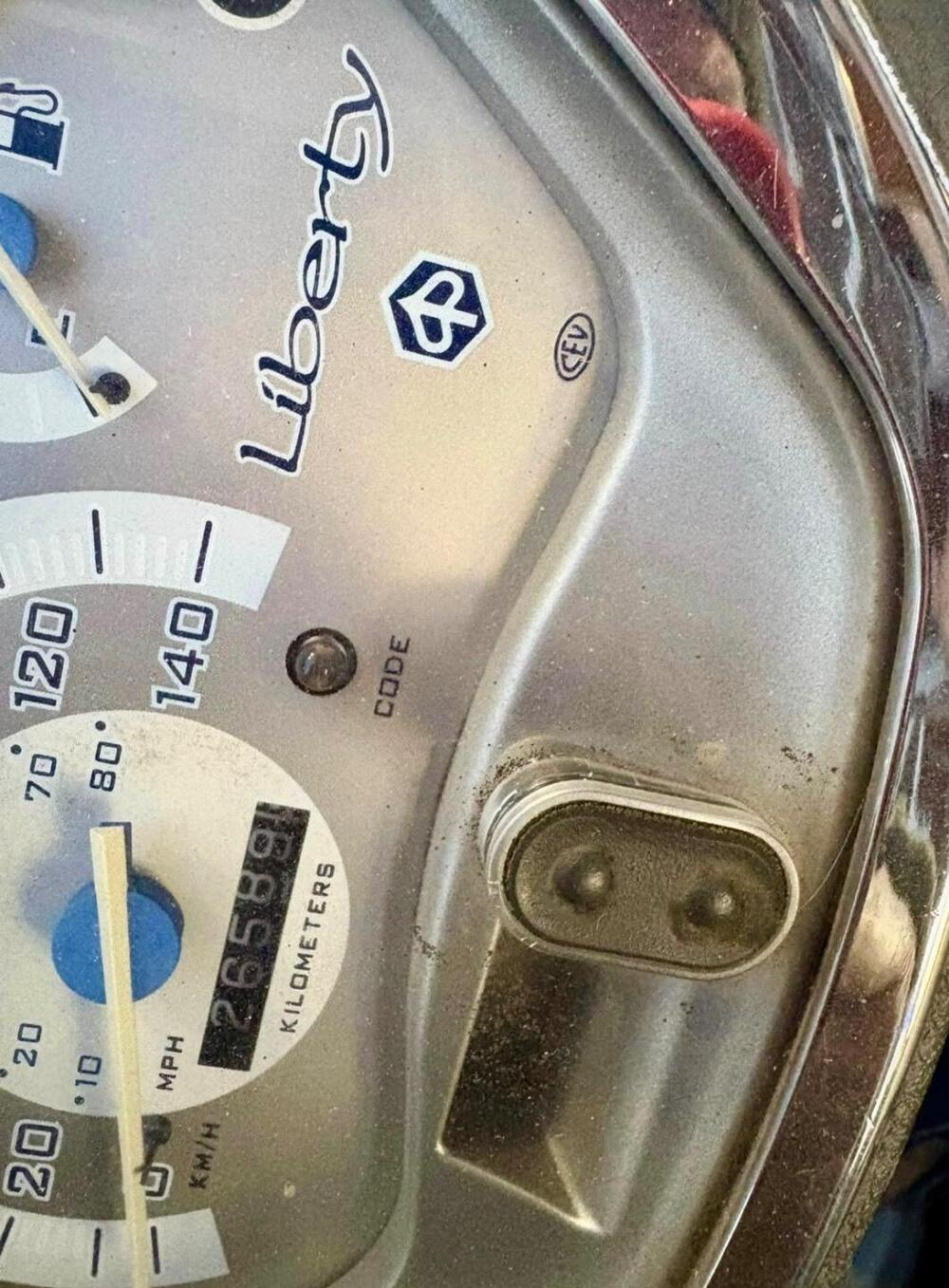 Piaggio Liberty 200 4T  (4)