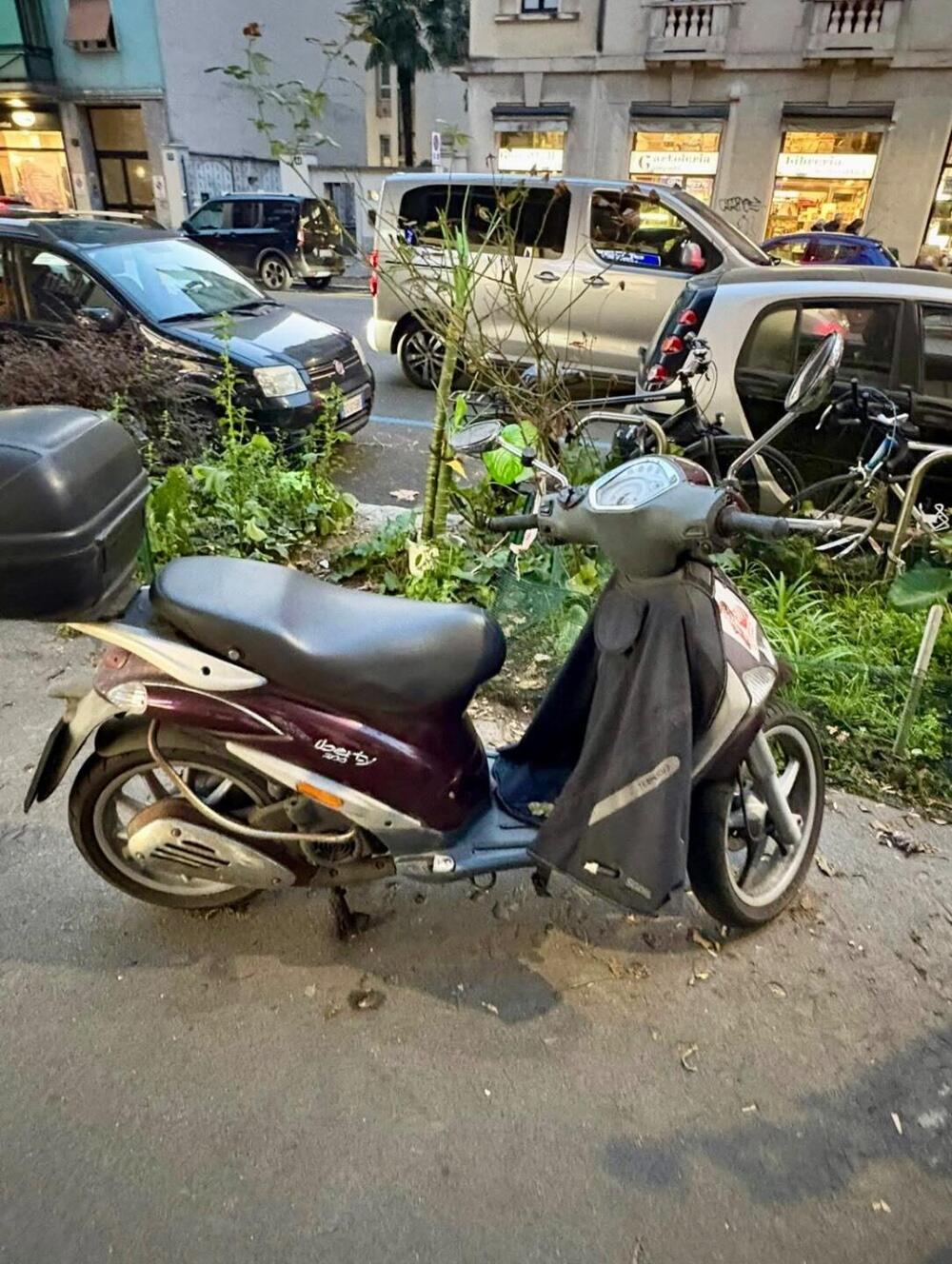 Piaggio Liberty 200 4T  (8)