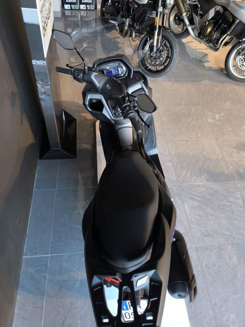 Yamaha N-Max 125 (2025) (4)