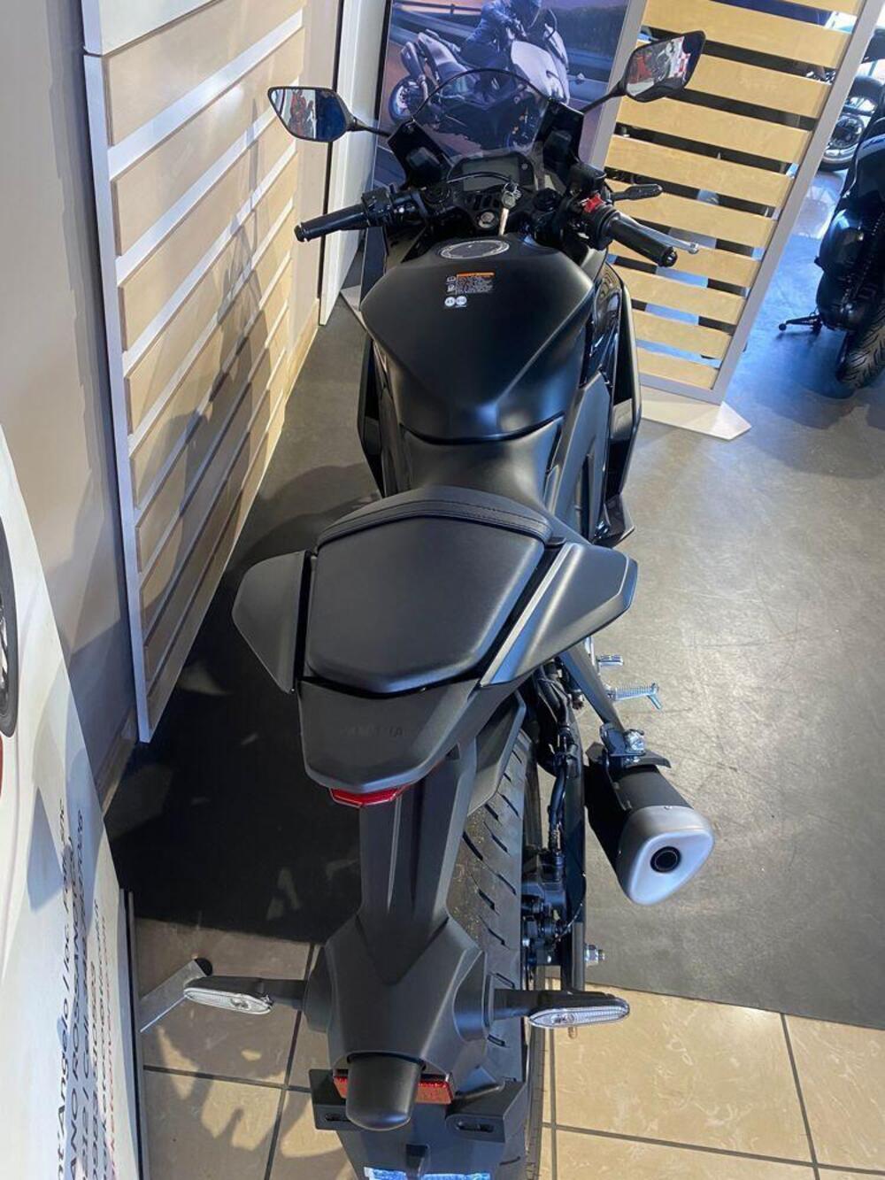 Yamaha YZF R3 (2025) (7)