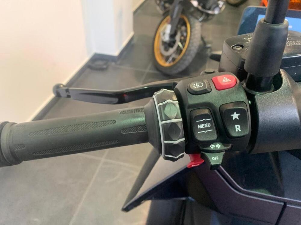 Bmw CE 04 (2021 - 25) (5)