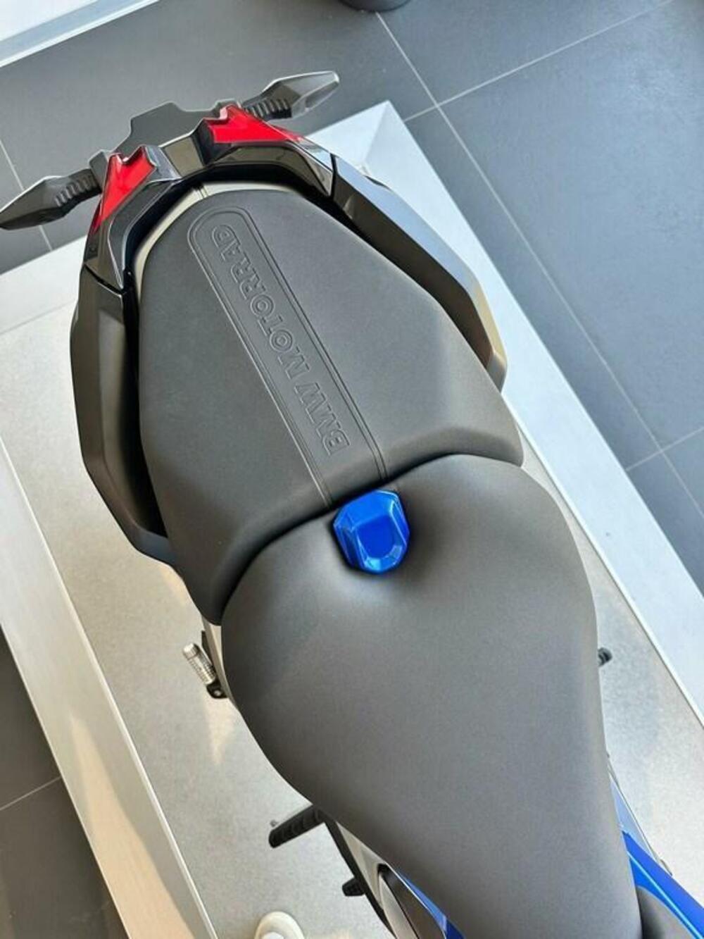 Bmw R 1300 R (2026) (4)