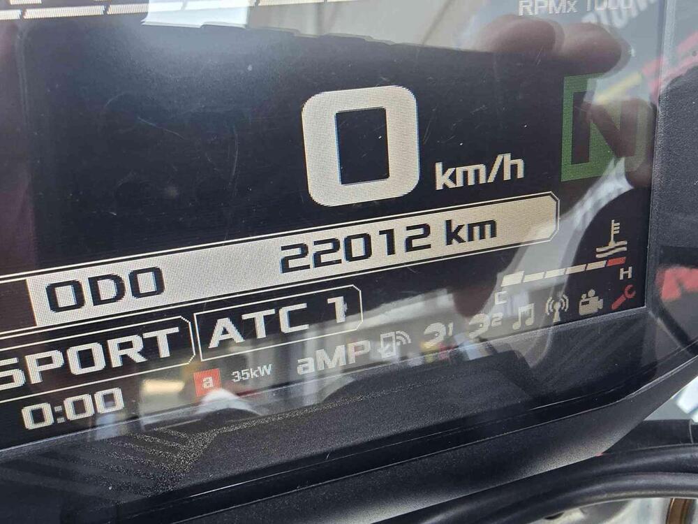 Aprilia Dorsoduro 900 (2017 - 20) (18)