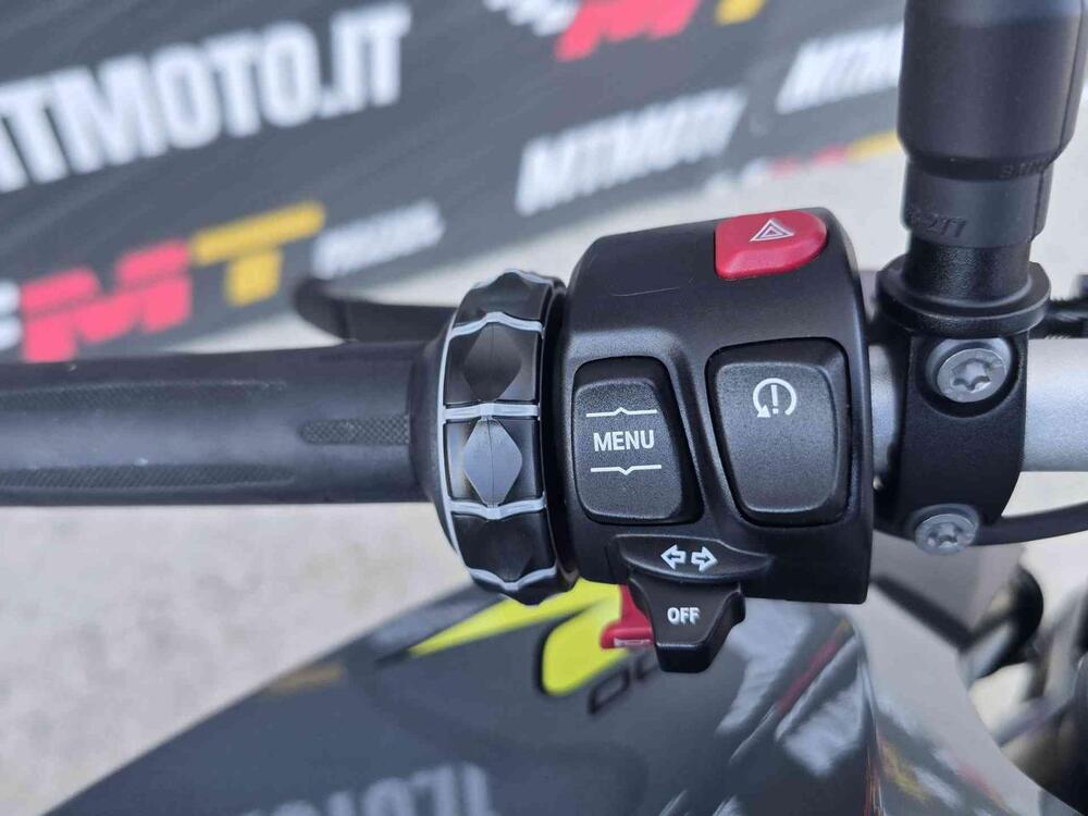 Bmw F 900 R (2021 - 24) (10)