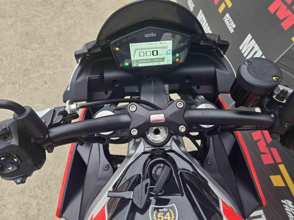 Aprilia Tuono 660 Factory (2022 - 24) (18)