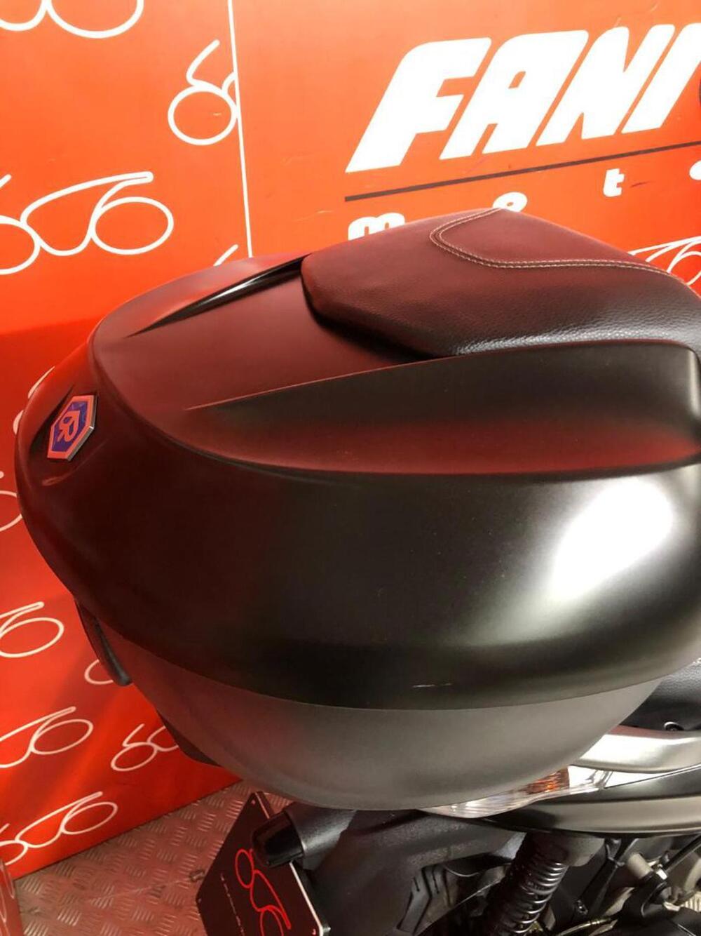 Piaggio Beverly 350 SportTouring ie ABS (2011 - 17) (7)