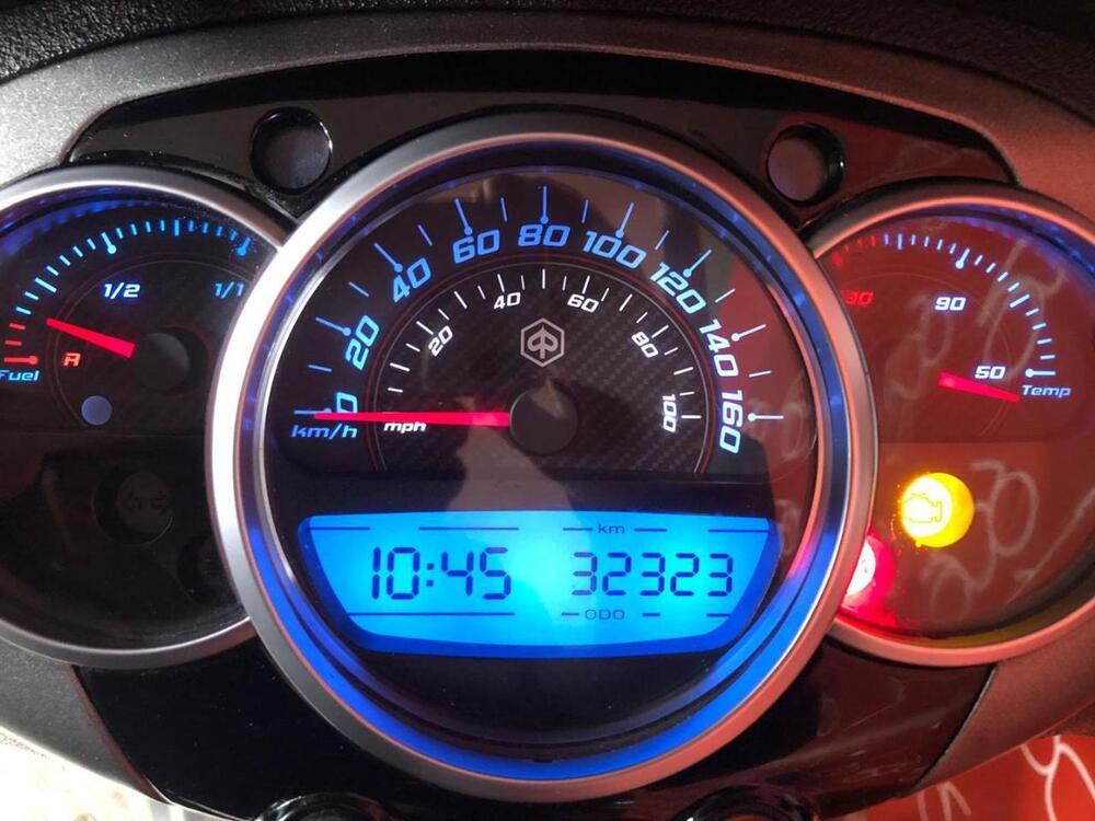 Piaggio Beverly 350 SportTouring ie ABS (2011 - 17) (8)