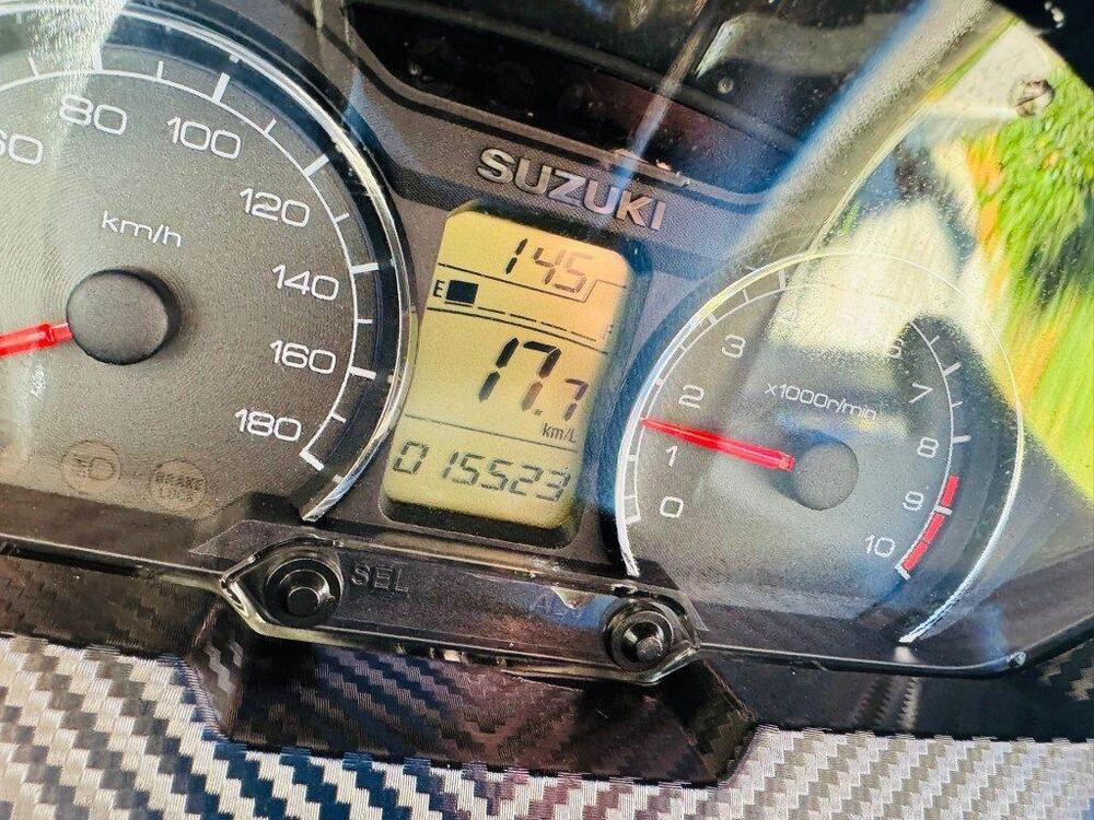 Suzuki Burgman AN 400 (2017 - 20) (6)