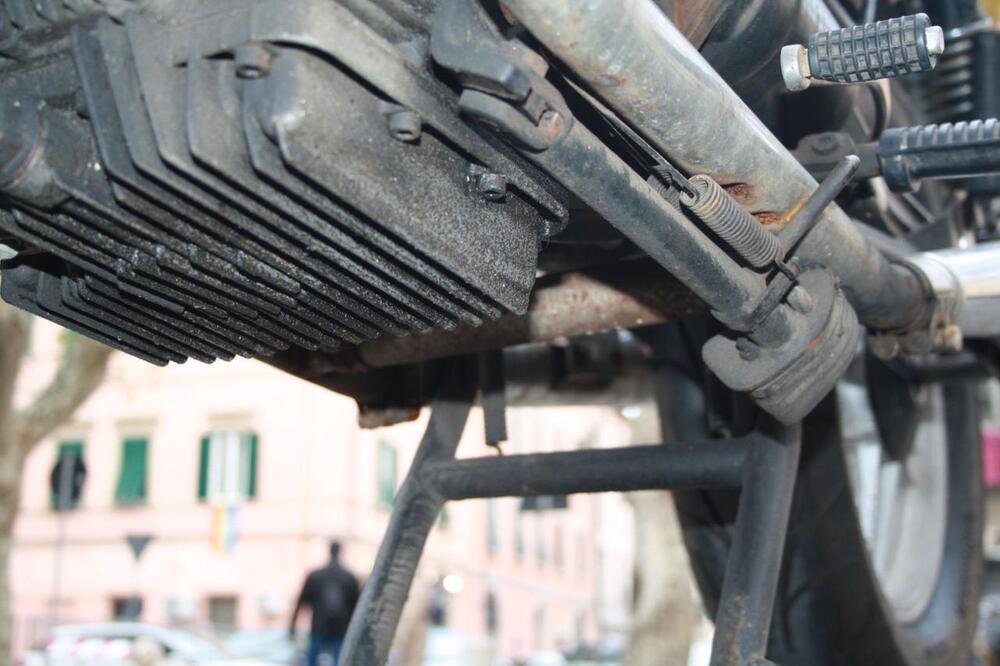 Moto Guzzi V35C CUSTOM (45)