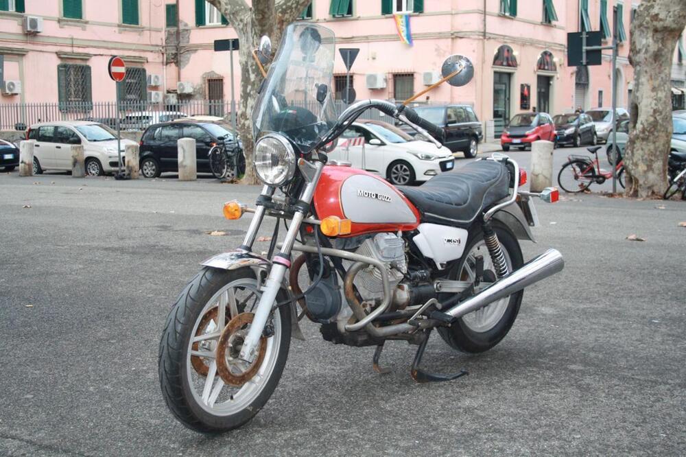 Moto Guzzi V35C CUSTOM (4)