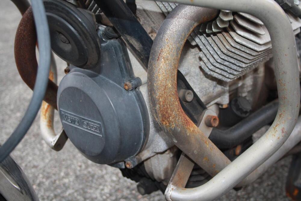 Moto Guzzi V35C CUSTOM (40)