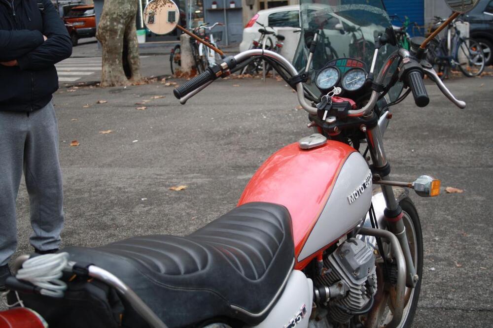 Moto Guzzi V35C CUSTOM (52)