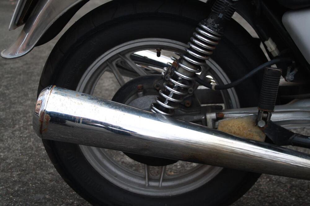 Moto Guzzi V35C CUSTOM (31)