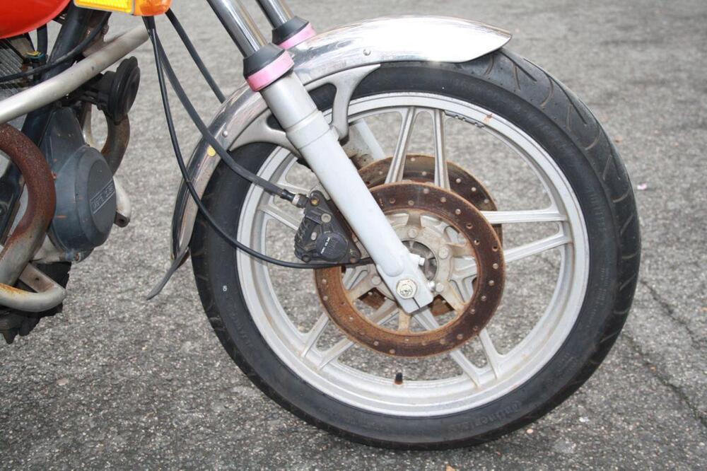 Moto Guzzi V35C CUSTOM (21)