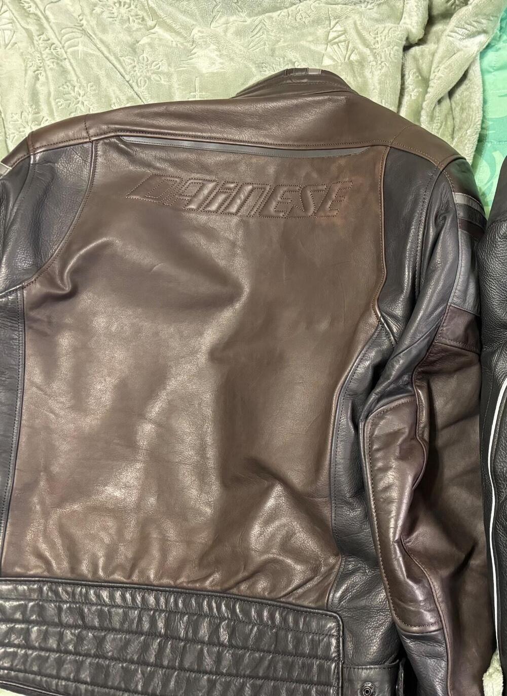 Vendo giubbotto in pelle Dainese (2)