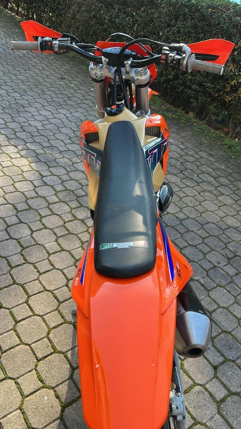 KTM 300 EXC E TPI (2022) (4)