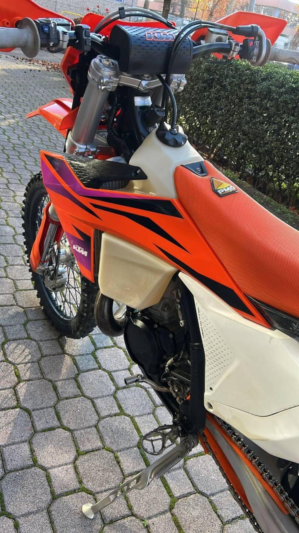 KTM 300 EXC TBI Six Days (2024) (6)