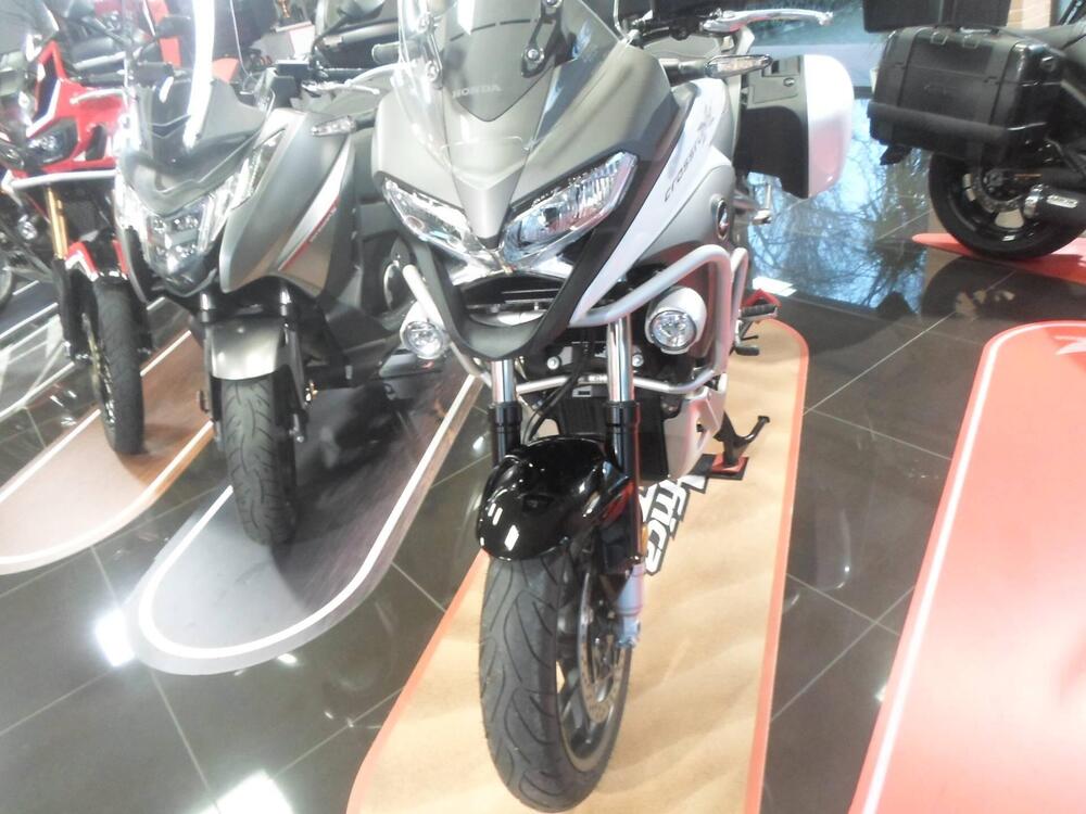 Honda Crossrunner Travel Edition ABS (2015 - 18) (4)