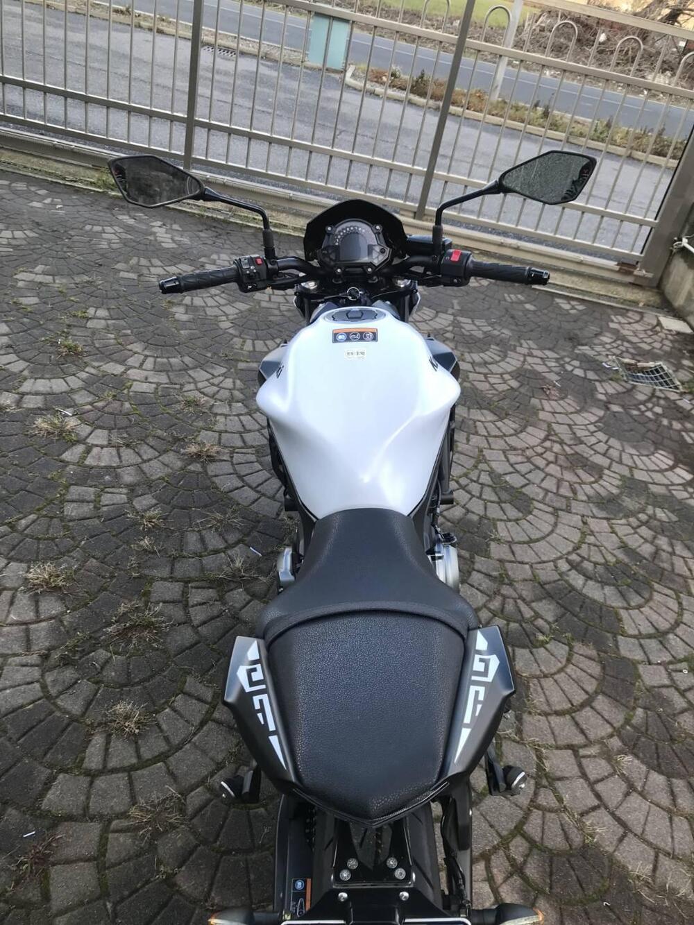 Kawasaki Z 650 (2020) (4)
