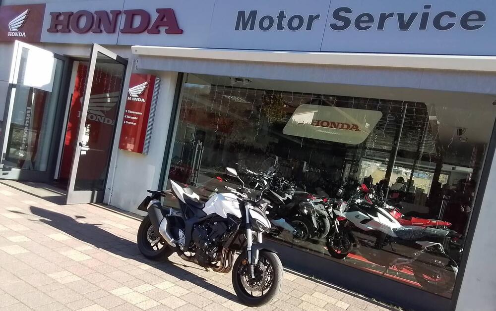 Honda CB 1000 Hornet (2025) (6)