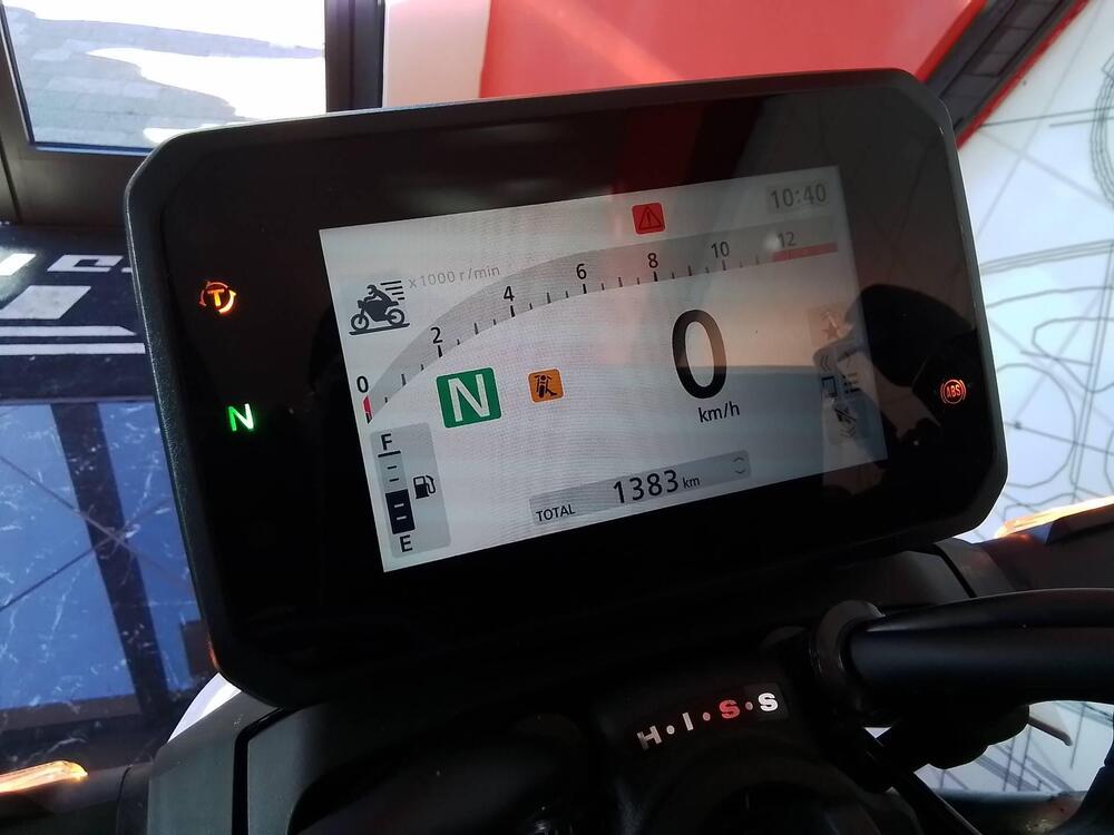 Honda CB 1000 Hornet (2025) (7)