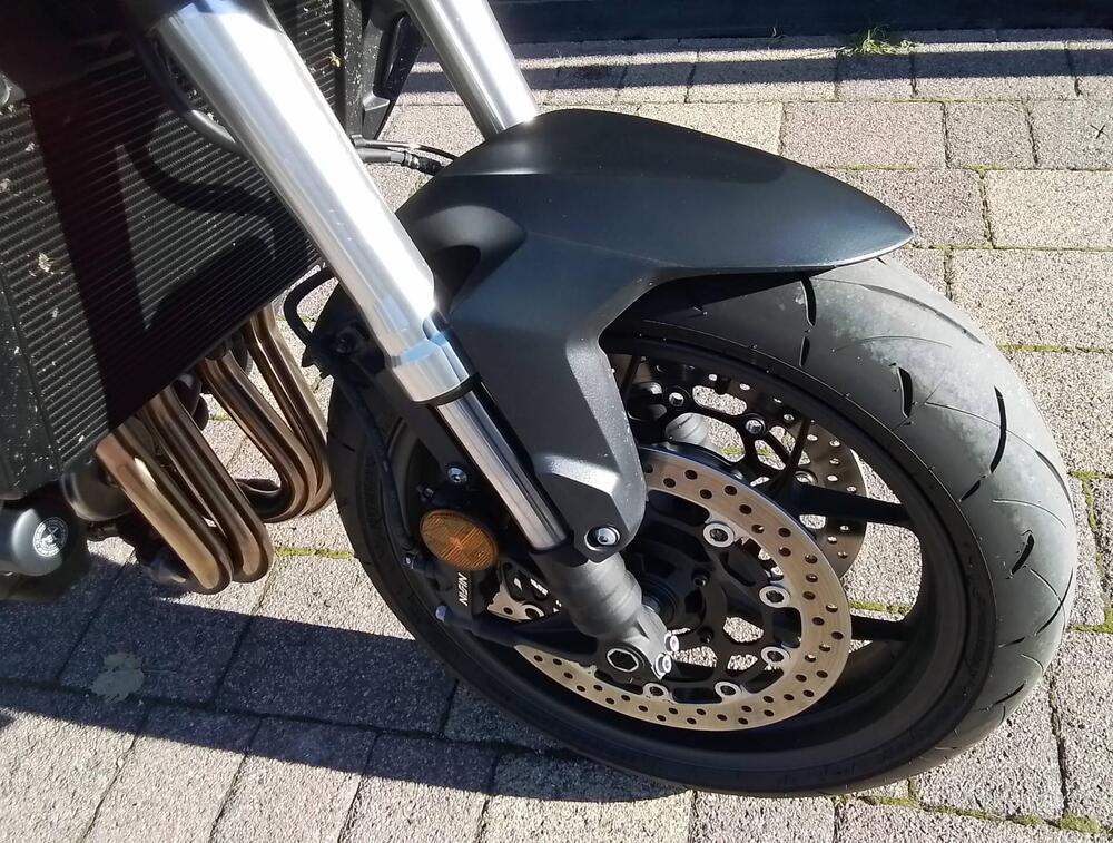 Honda CB 1000 Hornet (2025) (13)