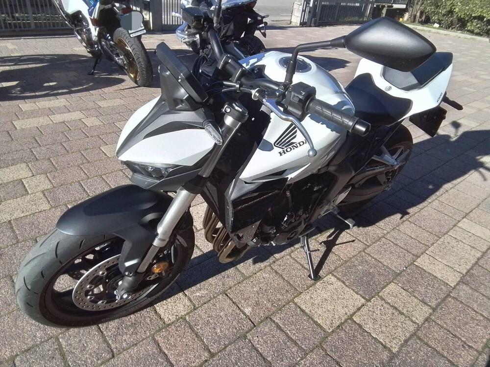 Honda CB 1000 Hornet (2025) (19)