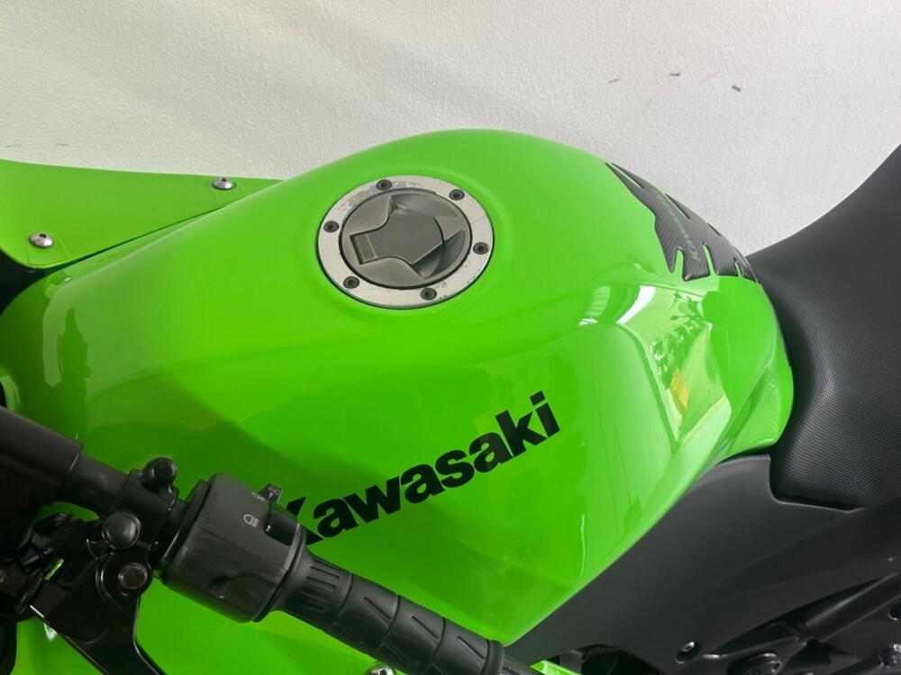 Kawasaki Ninja 250 R (2007 - 13) (6)