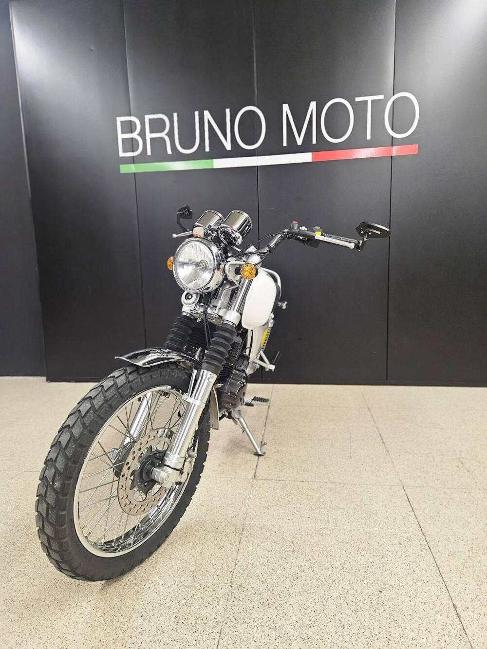 Swm Silver Vase 440 (2017 - 18) (5)